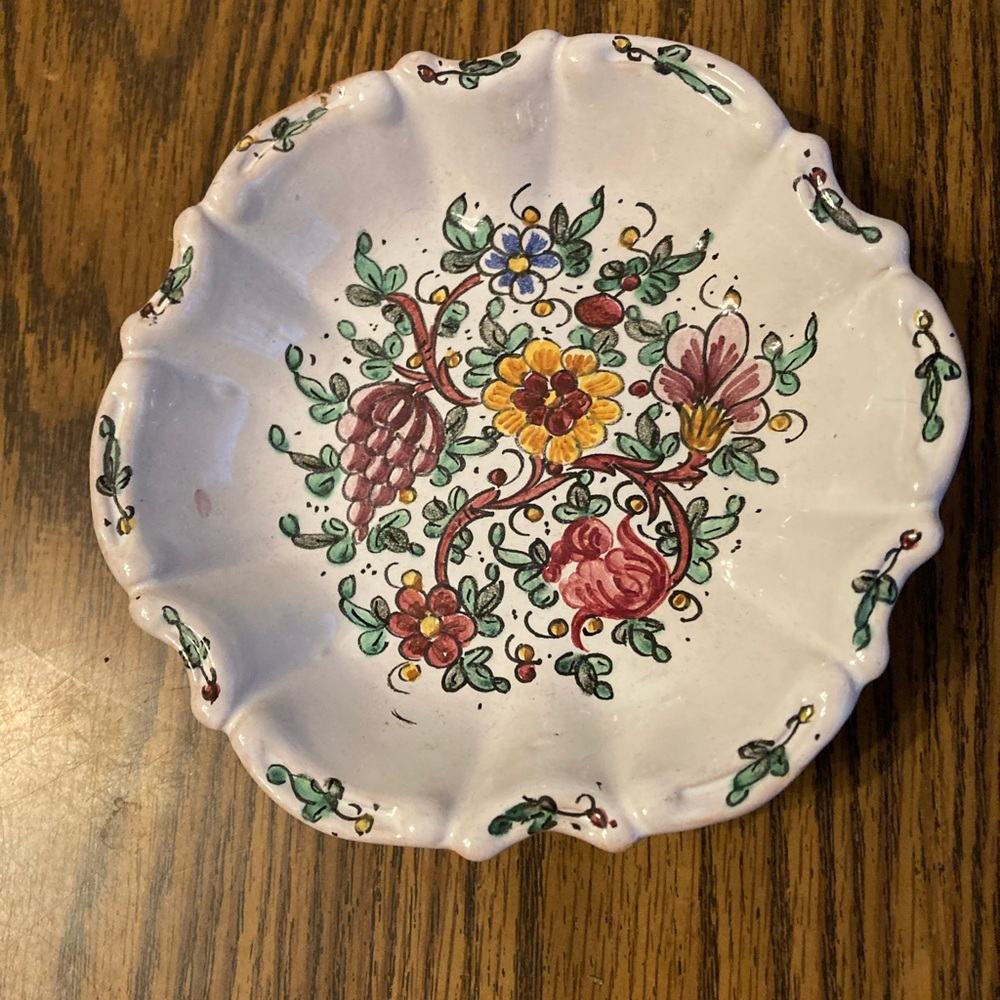 Biagioli Gubbio Made in Italy Hand-painted Signed Plate (6.7 inches)